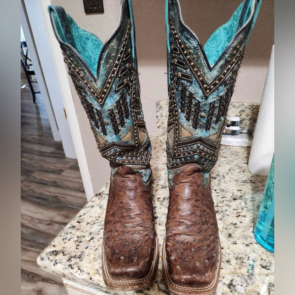 Size 6- Chocolate Ostrich Corral Boots